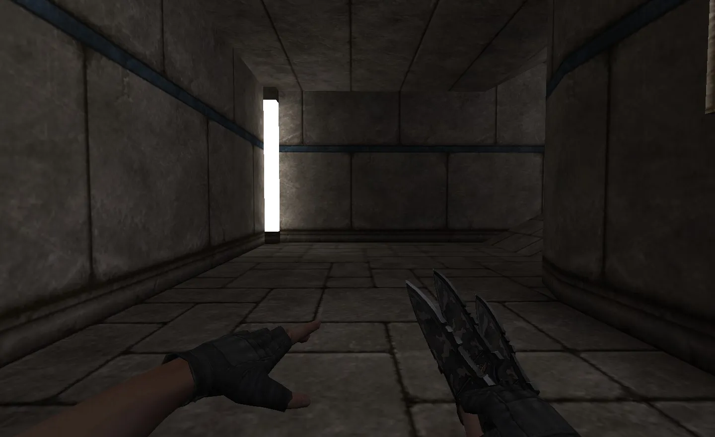 Tactical Knife en mano